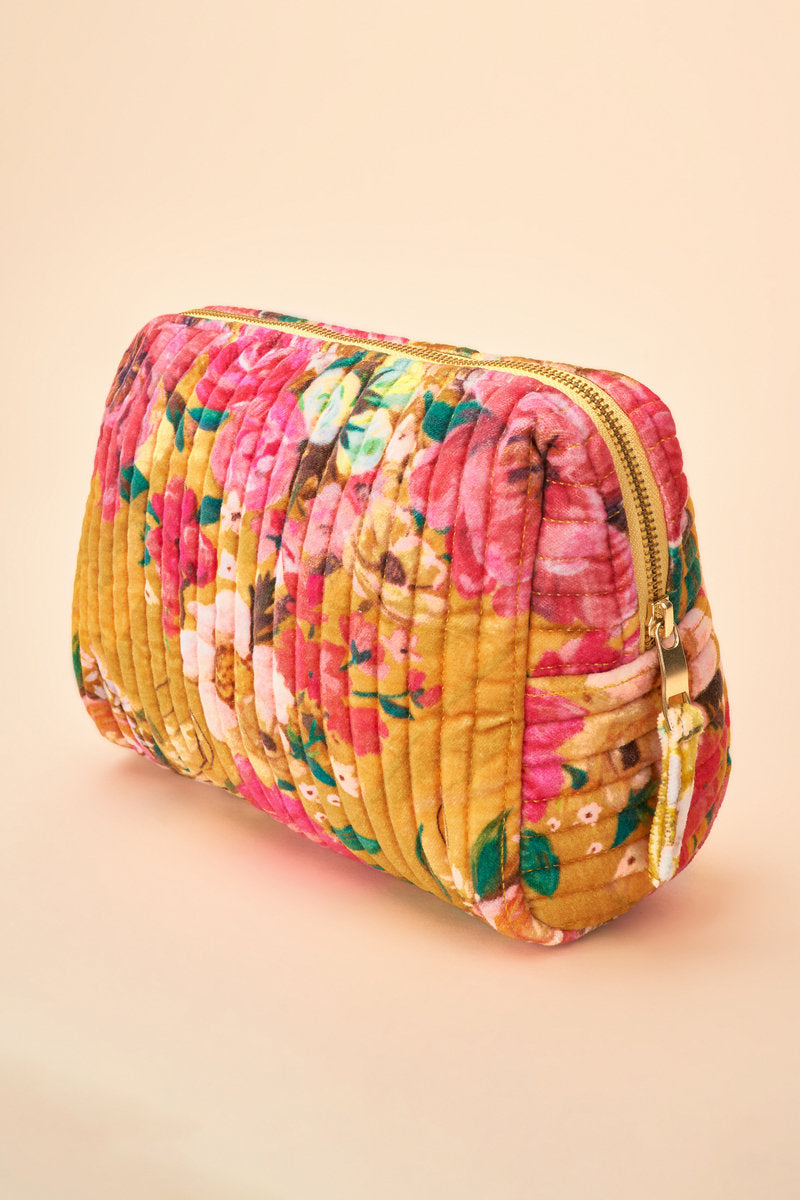 Powder Accessories Powder Clothing Powder Large Quilted Washbag Impressionist Floral Mustard