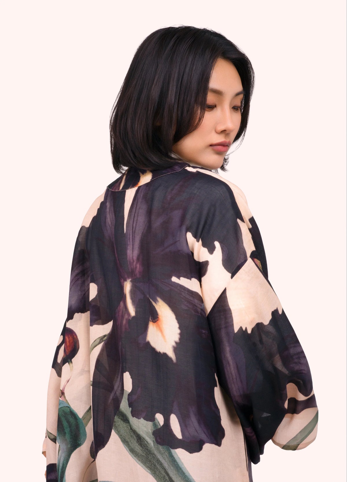 Powder Iris Short Kimono Jacket