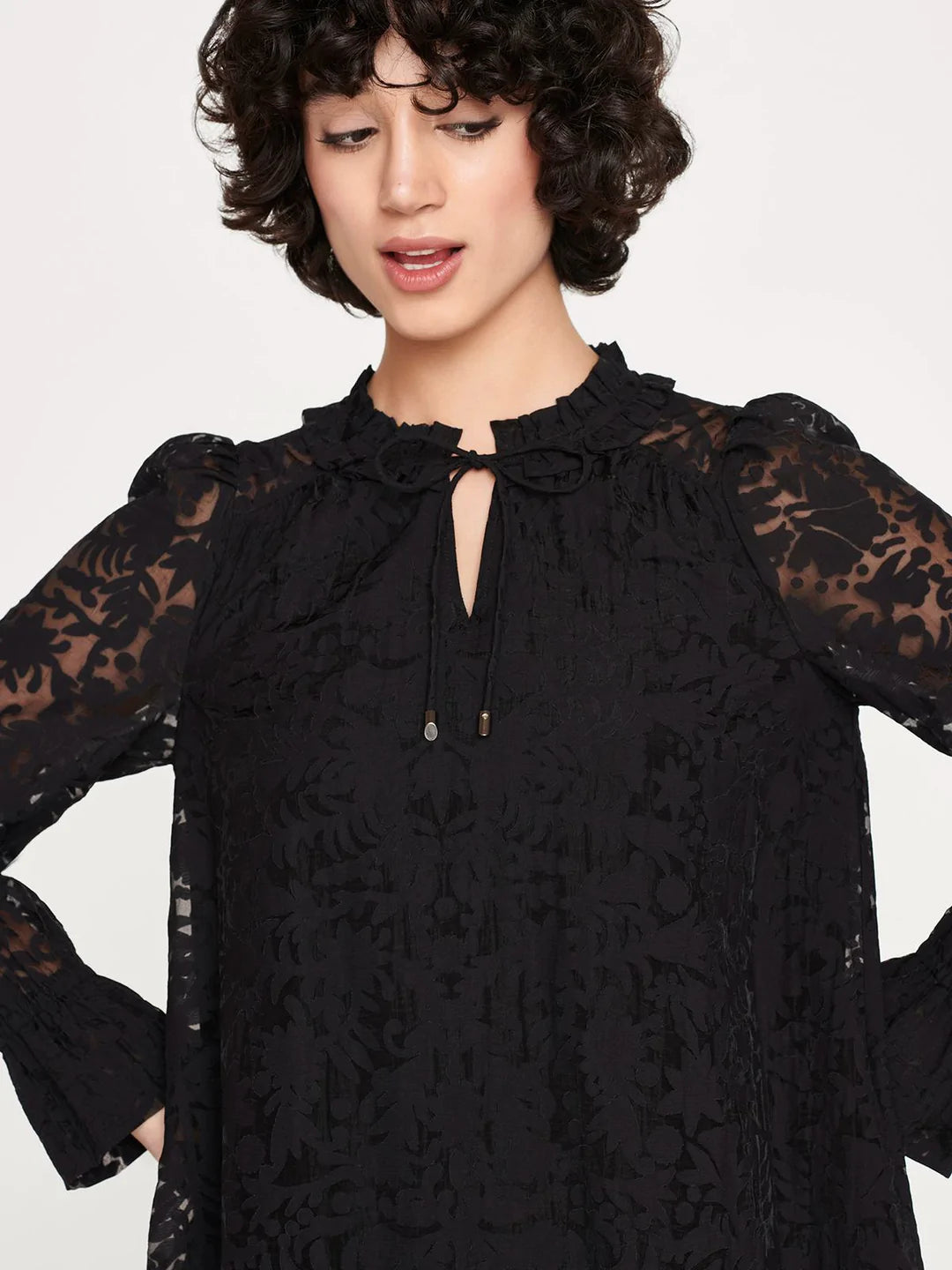 Thought Elara Lenzingô EcoVeroô Dress