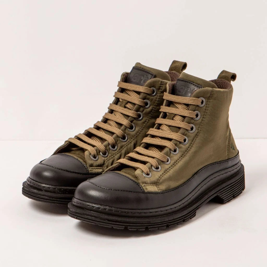 Art Company 1895 Nylon Forest-Black/Birmingham. Womens and Mens Art shoes with Shim: Standard last and Closure: Laces with Manufacturing: 360º stitching. Exterior material: Nylon and Insoles: Removable microfiber Colour: Forest-Black Material: Nylon / Insole: Removable Microfiber / Outsole: Softlight 