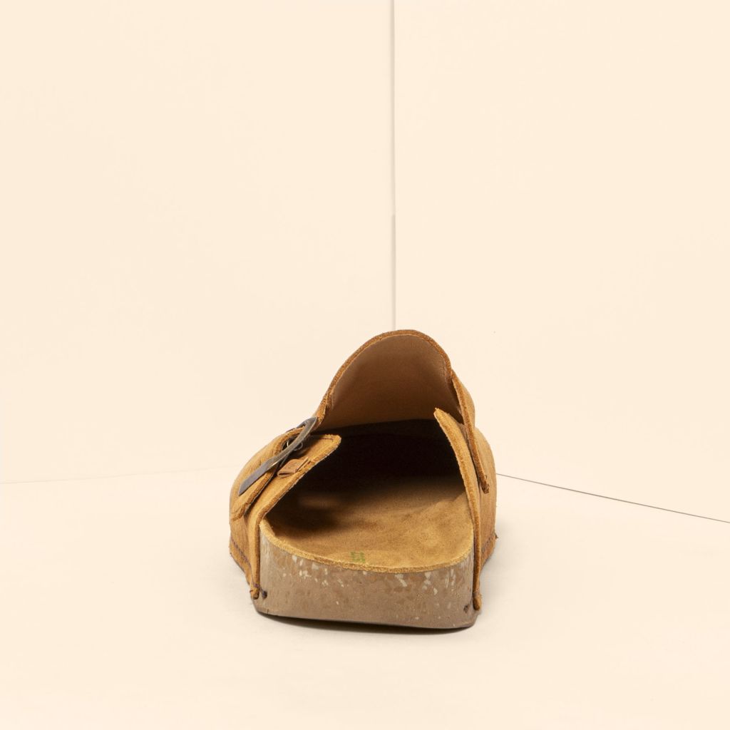 El Naturalista N5796 Silk Suede Toffee Balance