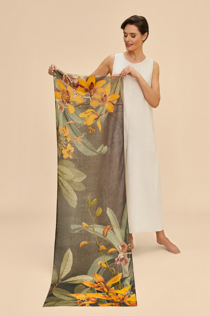 Powder Wool Wrap Botany Bliss in Charcoal Scarf