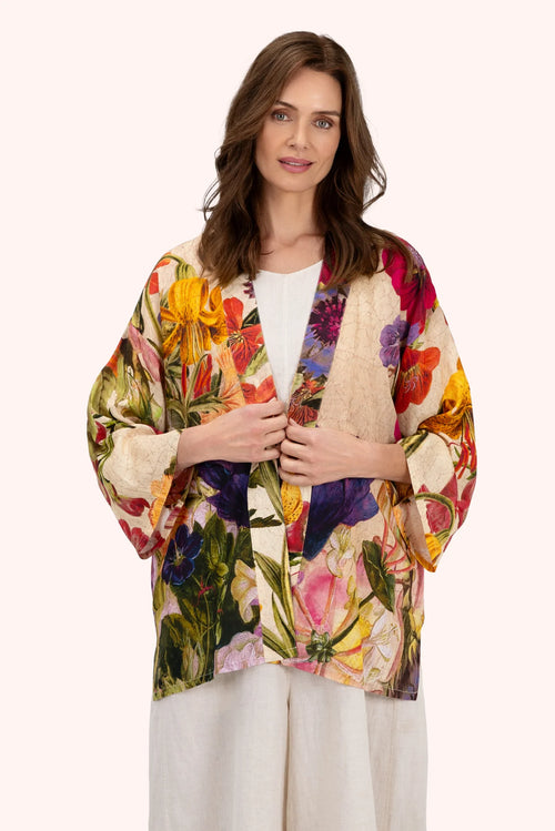 Powder Cream Posy Mid-length Kimono