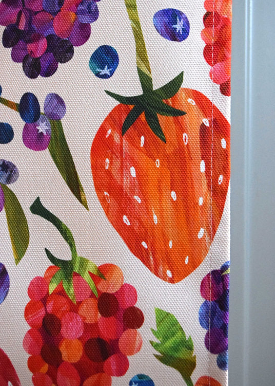 Freya Snow Berry Burst Apron