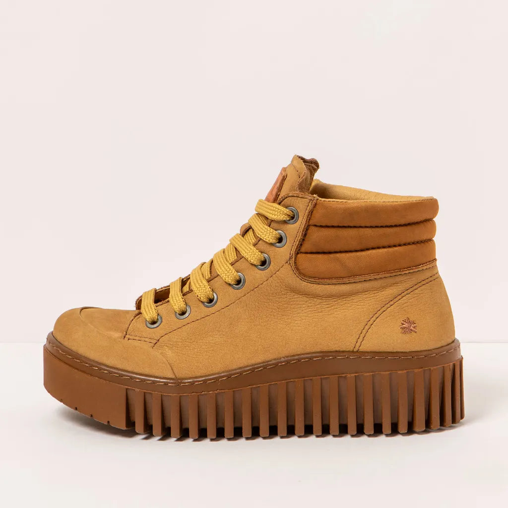 Art Company 1532 NoBuck Karamel/Brighton