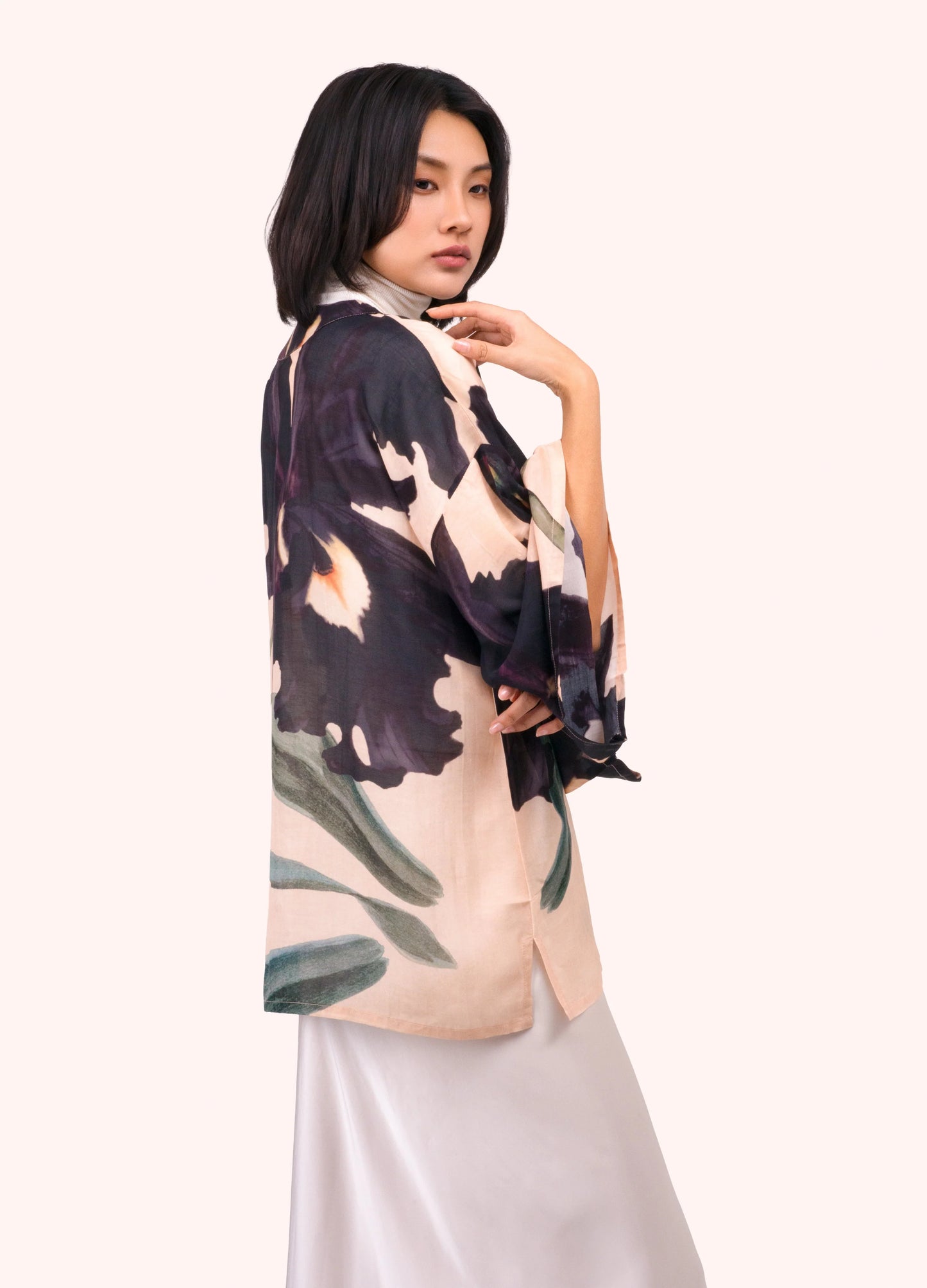 Powder Iris Short Kimono Jacket