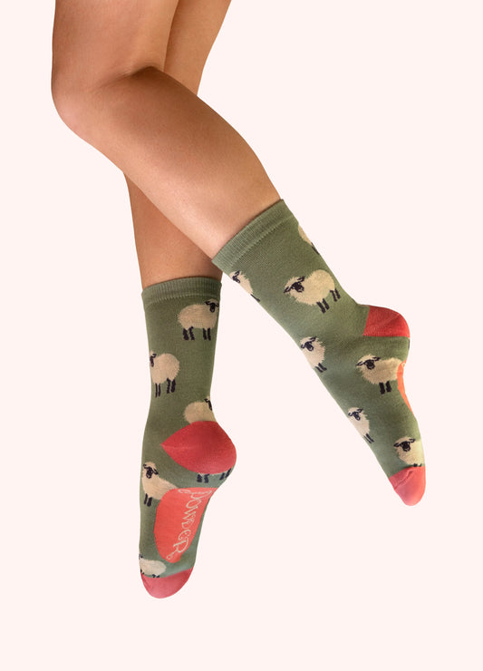 Powder Sheep Ankle Socks