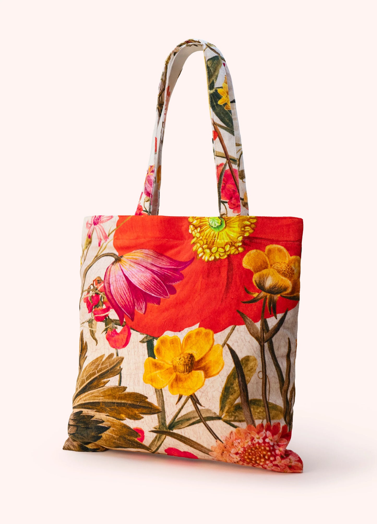 Powder Velvet Tote Fine Flowers In Cream