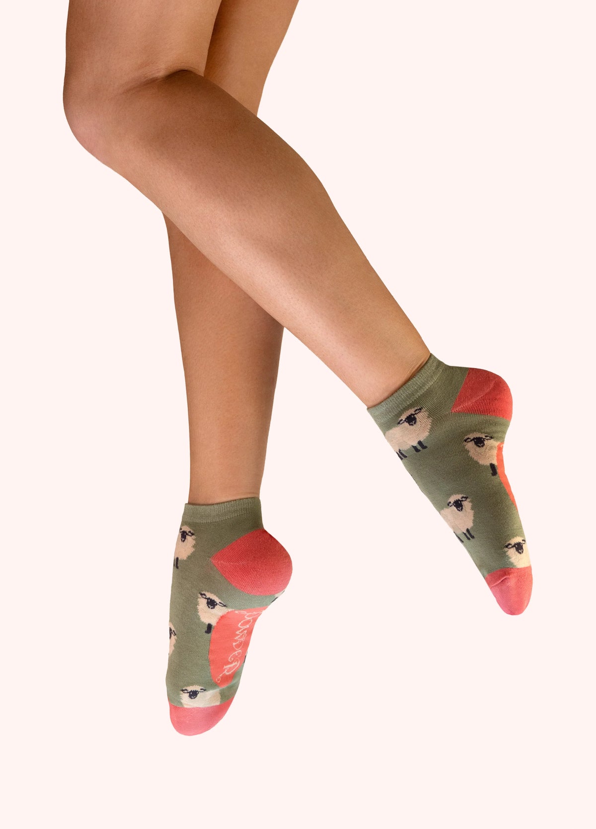 Powder Sheep Trainer Socks
