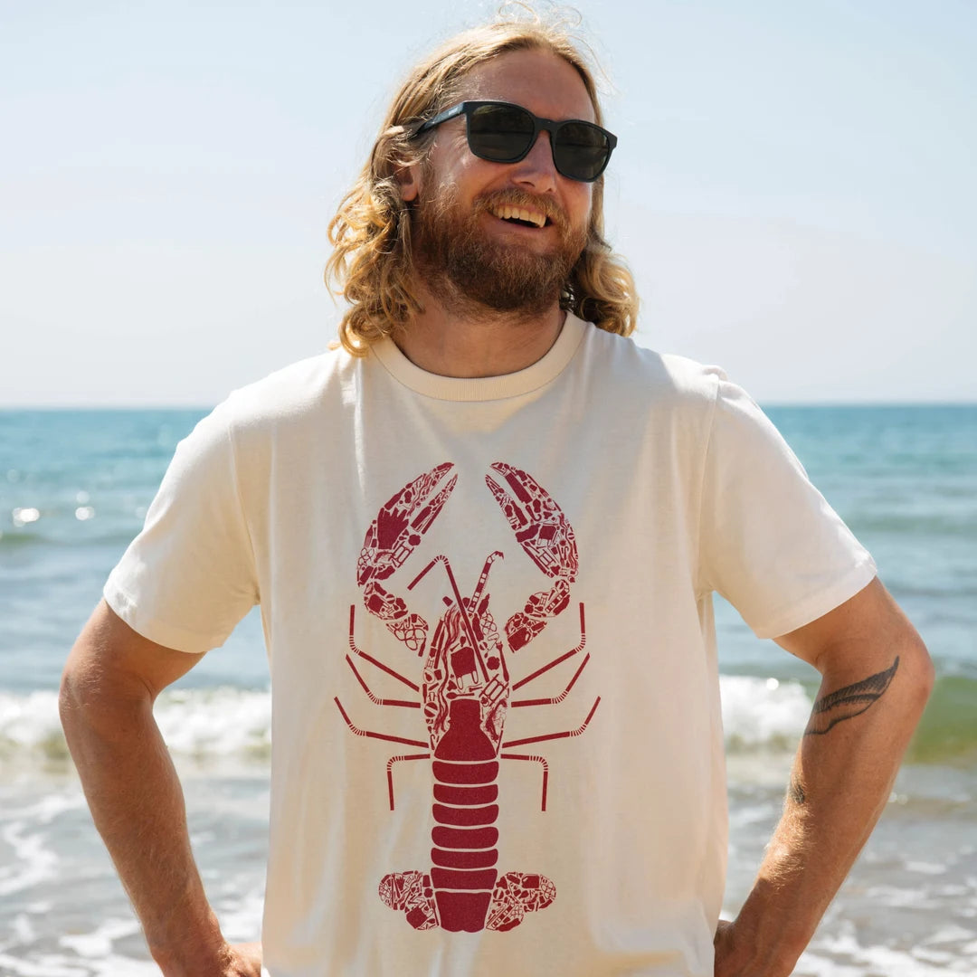 Rapanui Red Lobster T-shirt Oat. Mens Classic T-shirt Made in a renewable energy powered factory audited for a wide range of social and sustainability criteria Not tested on animals that's Wash cool, hang dry Colour: Oat Material: Certified Organic Cotton t-shirt, 155g/m2 