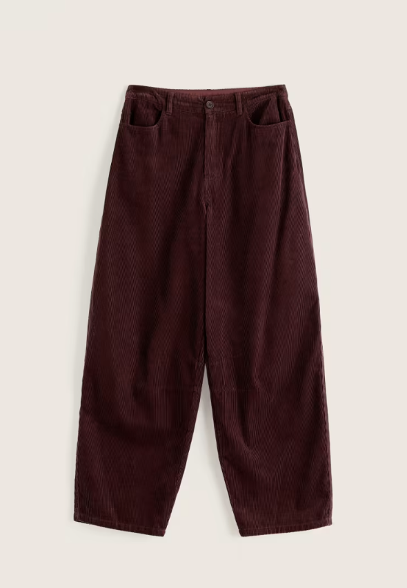 Seasalt Avens Cord Barrel Leg Trouser Seedbed. Womens Barrel leg that are High rise with Mock horn button amd Zip and fly fastening. Patch pockets and Machine Wash 30C Material: 100% Organic Cotton