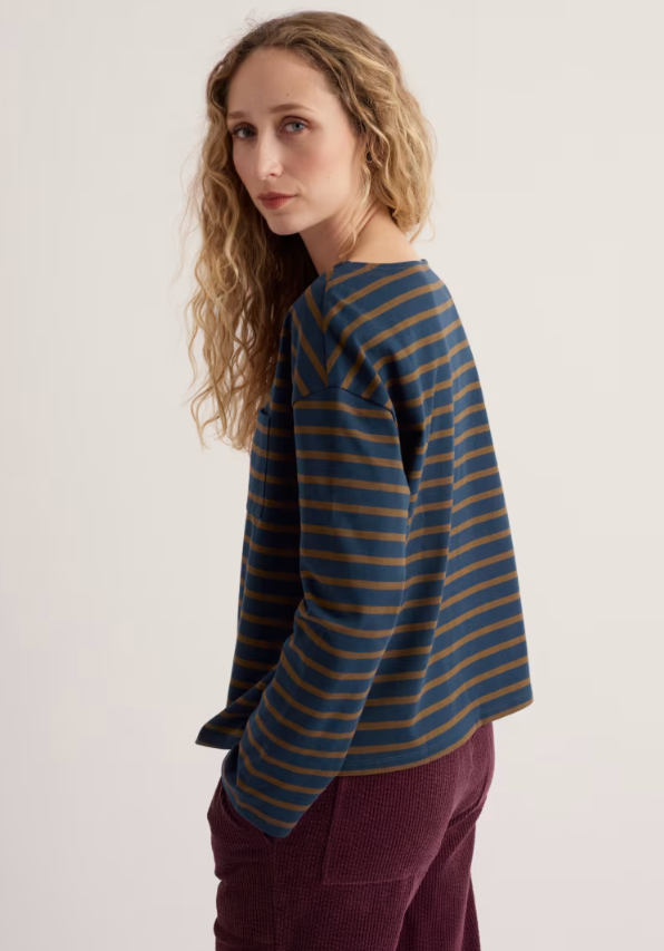 Seasalt Beach Boat Organic Cotton Jersey Top Breton Porcini Maritime. Women's Easy fit top with Boat neck and Patch pocket that shows Yarn-dyed stripes and Dropped shoulders. Machine Wash 30C Material: 100% Organic Cotton