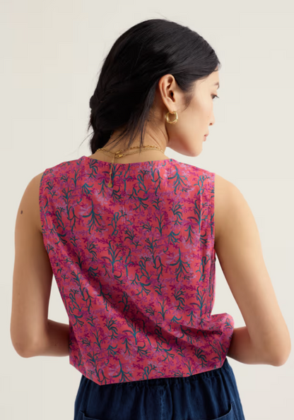 Seasalt Cobbs Well Sleeveless Top Summer Fronds Crab Claw