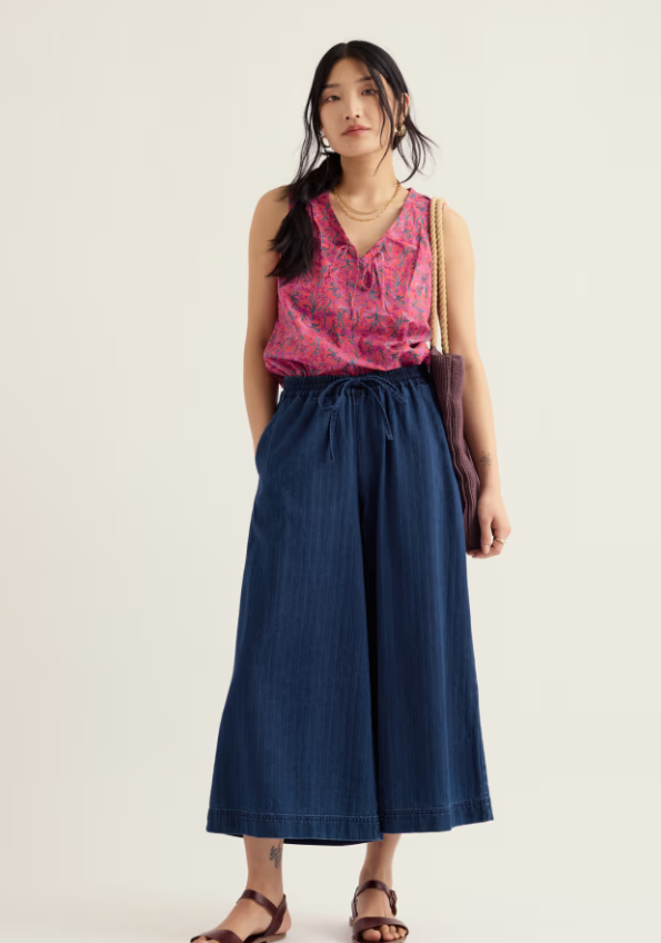 Seasalt Cobbs Well Sleeveless Top Summer Fronds Crab Claw