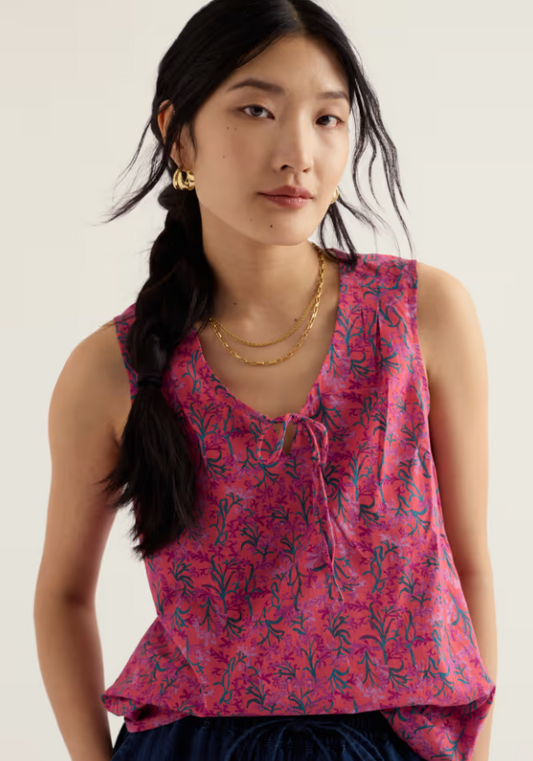 Seasalt Cobbs Well Sleeveless Top Summer Fronds Crab Claw