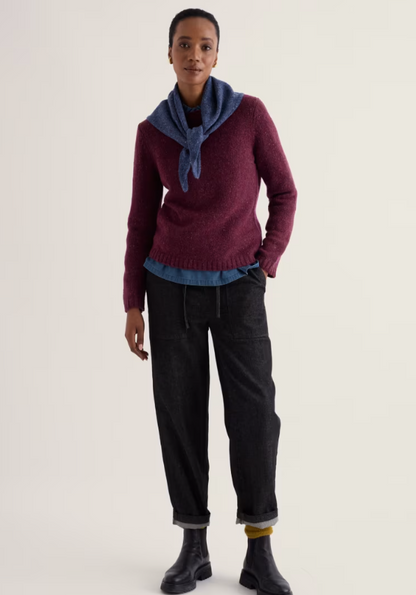 Seasalt Dawson Pick Jumper Dark Hellebore. Womens Straight Fit sweater with Crew neck All merino comes from non-mulesed sheep. Material: 70% Merino Wool & 30% Recycled Nylon Description: Seasalt's Dawson Pick Jumper 