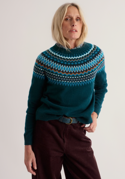 Seasalt Gurnard's Head Fair Isle Jumper Windward Raincloud Mix. Womens fair isle merino jumper that's Easy fit with Crew neck and Ribbed hem and cuffs and Ribbed neckline that's Hand Wash In Cold Water. Material: 80% Merino Wool & 20% Recycled Nylon