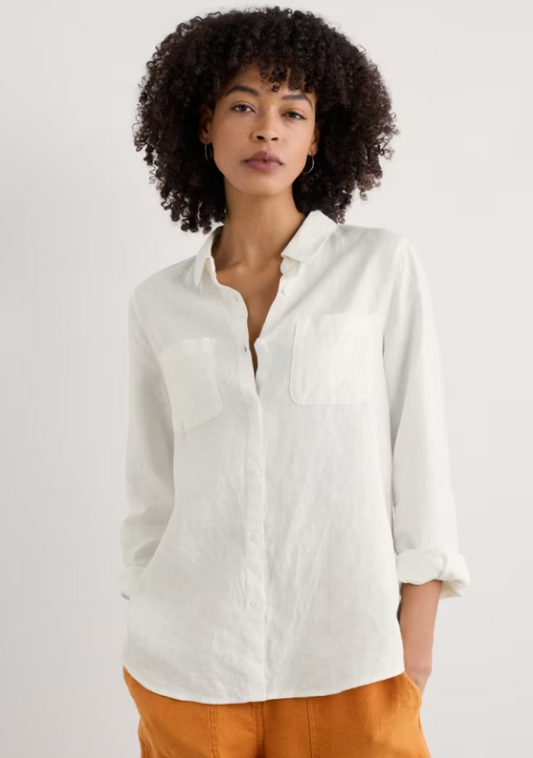 Seasalt Hazel Branch Shirt Chalk womens Easy fit with Collared and Button fastening including Front pockets that is also Machine Wash 30C Colour: Chalk Material: 100% Linen