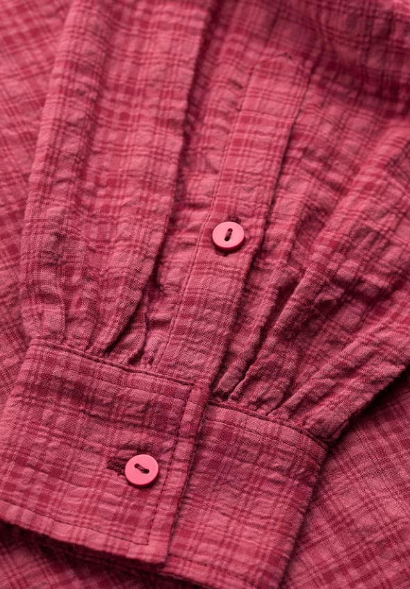 Seasalt Isla Self-Check Shirt Dark Rose. Womens Semi-fitted shirt with Collared and Chest pocket with Gathered sleeves that's Machine Wash 30C Material: 60% Organic Cotton & 40% Viscose (LENZING™ ECOVERO™)