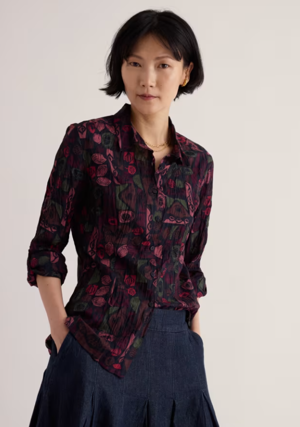 Seasalt Larissa Shirt Sculpted Shapes Dried Rose Womens shirt Semi-fitted with a Collared and Roll back cuffs with Button fastening and 100% Organic Cotton