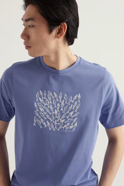 Seasalt Men's Midwatch Organic Cotton T-Shirt Fish Swimming Bluebell mens Relaxed fit with Crew neck Colour: Fish Swimming Bluebell Material: 100% Organic Cotton
