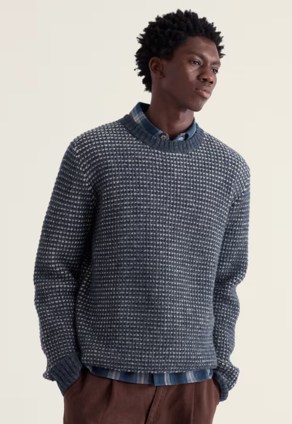 Seasalt Men's Crowlas Knitted Fair Isle Wool Jumper Squall. Men's wool jumper that's Regular fit with Crew neck amd Ribbed hem and cuffs with Ribbed neckline that is Hand Wash In Cold Water. Material: 100% Wool