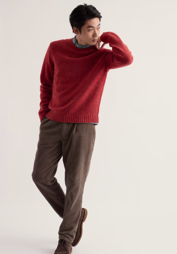 Seasalt Men's Trowan Crew Neck Jumper Crab Apple. Mens red jumper that's Regular fit with Crew neck and Ribbed hem and cuffs and Ribbed neckline. 3 gauge knit that's Hand Wash In Cold Water. Material: 70% Merino Wool & 30% Recycled Nylon