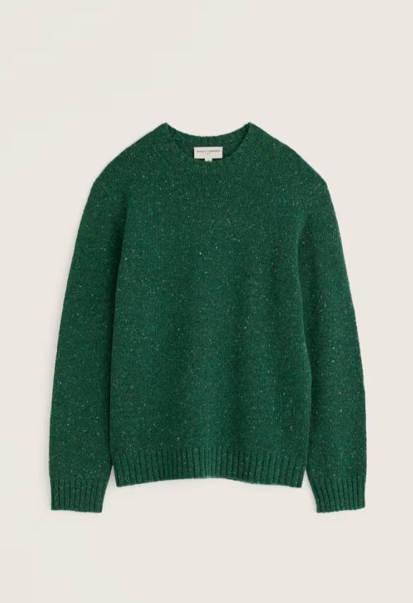 Seasalt Men's Trowan Crew Neck Jumper Thicket. Mens red jumper that's Regular fit with Crew neck and Ribbed hem and cuffs and Ribbed neckline. 3 gauge knit that's Hand Wash In Cold Water. Material: 70% Merino Wool & 30% Recycled Nylon