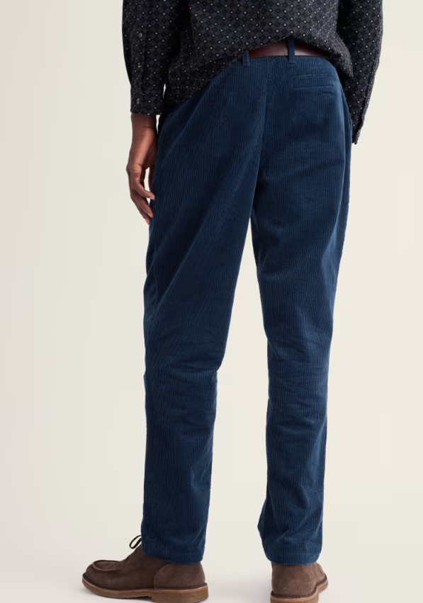 Seasalt Men's Yeoman Relaxed Tapered Cord Trousers Sea Cave. Men's Relaxed fit with Tapered leg and Zip and button fastening including Side & Back pocket Machine Wash 30C. Material: 100% Organic Cotton