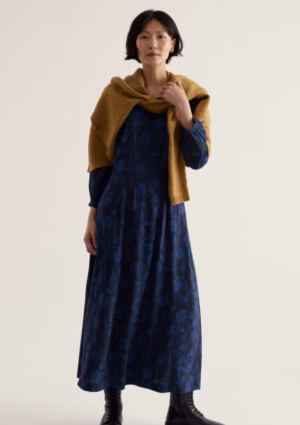 Seasalt Tilly 3/4 Blouson Sleeve Midi Dress Lino Seedpods Maritime Marine. Womens A-line Skirt that's Fitted and Waisted with Round neck and Elasticated back waist with In-seam pockets. Machine Wash 30C Material: 100% Viscose