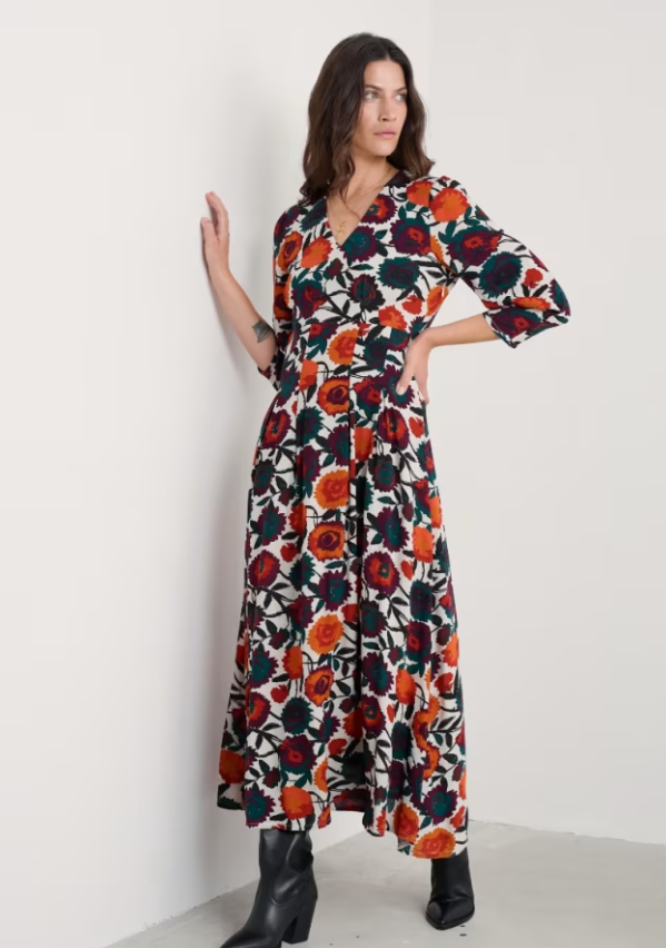 Seasalt Etta Printed Above-Ankle Dress Figurative Floral Aran Womens Dress Seasalt clothing Woman wearing a floral dress with a white background