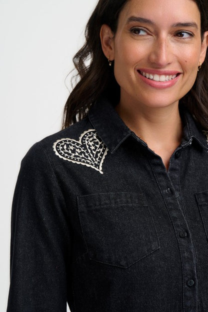 Sugarhill Brighton Jamelia Mini Smock Dress Washed Black Heart Paisley. Womens Embroidered heart detail at the shoulders with Button-down front and Twin chest pockets including Long sleeves including Side pockets. Machine Washable (Delicate) Material: 100% Cotton