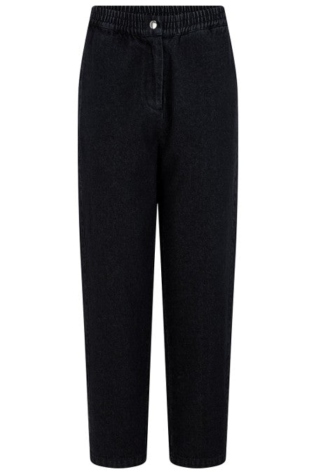Sugarhill Brighton Mila Denim Barrel Leg Trousers Washed Black Rose Embroidery
 Womens trouser with Elasticated waist with button and zip detail a Barrel leg silhouette with Embroidered and Cropped ankle length that's Machine washable (delicate) Material: 100% Cotton