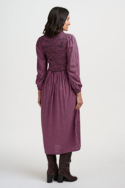 Sugarhill Diana Shirred Midi Dress Rose Gingham. Womens Lightweight woven fabric with Collared neckline with half-button placket and Smocked, fitted bodice that's Long sleeves with elasticated cuffs and Full, gathered midi skirt that's Machine Washable (Delicate) Colour: Rose Gingham Material: 100% LENZING™ ECOVERO™ Viscose