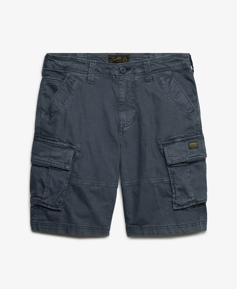 Superdry Core Cargo Short Magma Slate Grey men's Relaxed fit the classic Superdry fit. Not too slim not too loose just right. Go for your normal size and Midweight twill fabric with Six generously sized pockets and a coin pocket too and waist adjuster straps and belt loops Colour: Eclipse Navy Material: 97% Organic Cotton