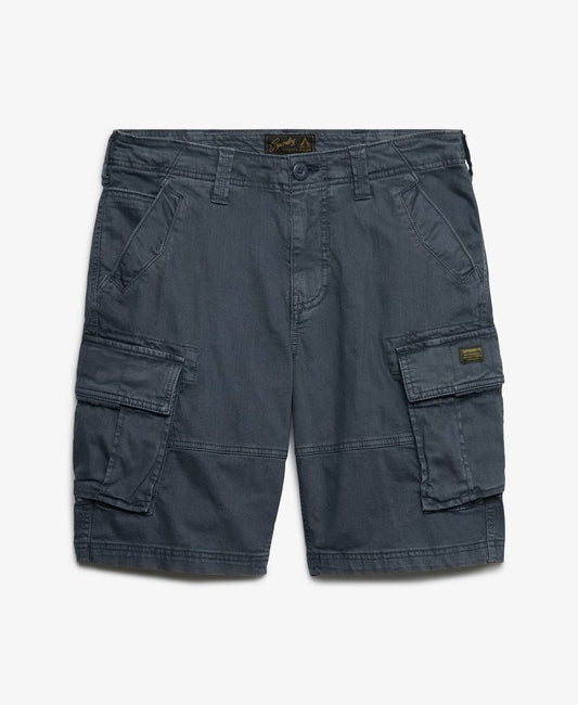 Superdry Core Cargo Short Magma Slate Grey men's Relaxed fit the classic Superdry fit. Not too slim not too loose just right. Go for your normal size and Midweight twill fabric with Six generously sized pockets and a coin pocket too and waist adjuster straps and belt loops Colour: Eclipse Navy Material: 97% Organic Cotton