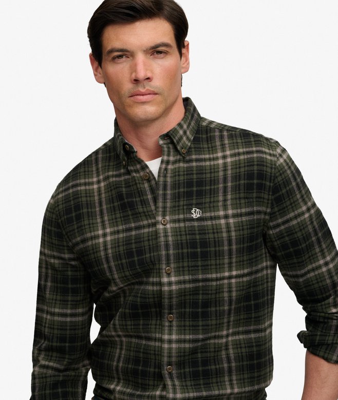 Superdry Long Sleeve Cotton Lumberjack Shirt Frontier Check Olive Green Mens casual shirt in Relaxed fit with Single collar with button fastening and a single chest pocket that's Lightly brushed material Material: 100% Organic Cotton