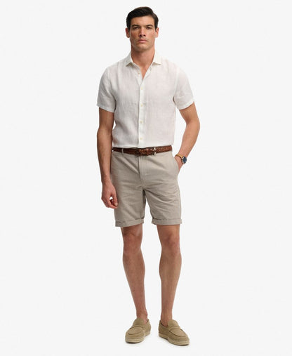 Superdry Premium Textured Chino Shorts Tan Houndstooth mens Straight Fit with Zip and button fastening and Belt loops with five external pockets Colour: Tan Houndstooth Material: 58% Cotton & 42% Linen