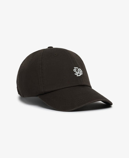 Superdry SD Embroidered Baseball Cap Vintage Black Classic baseball style hat with Six-panel design and a Curved peak with Strap back adjuster and Embroidered Superdry branding Colour: Vintage Black Material: 100% Cotton