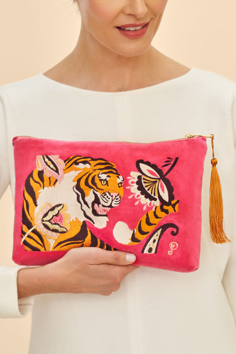 Womens wash bag Powder Accessories Powder Clothing Powder Velvet Embroidered Zip Pouch Thrill of the Tiger Thrill