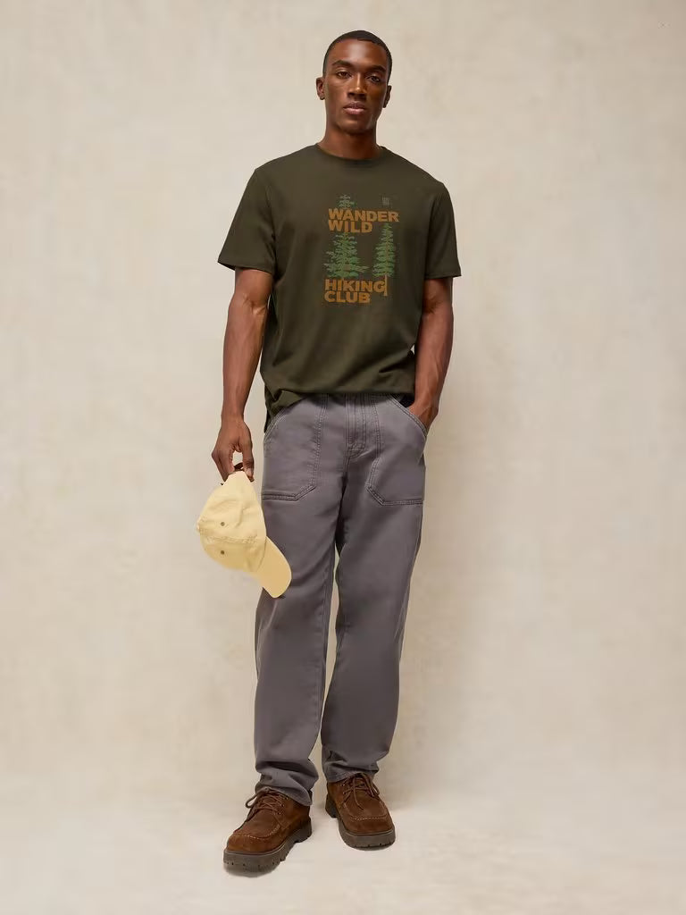 White Stuff Abersoch Graphic Tee Green Print. Mens tee with Crew Neck and Short Sleeve that's Regular Fit and Machine Washable. Material: 95% Cotton & 5% Viscose