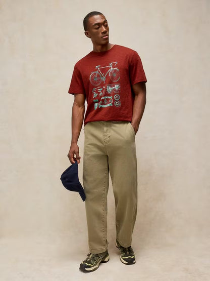 White Stuff Abersoch Graphic Tee Red Print. Men's t-shirt with Crew Neck and Short Sleeve that's Classic Fit and Machine Washable Material: 100% Cotton