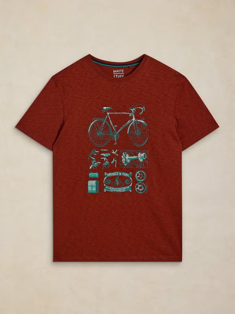 White Stuff Abersoch Graphic Tee Red Print. Men's t-shirt with Crew Neck and Short Sleeve that's Classic Fit and Machine Washable Material: 100% Cotton