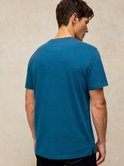 White Stuff Abersoch Graphic Tee Teal Print. Mens Crew Neck t-shirt with Short Sleeve that's Regular Fit and Machine Washable. Material: 95% Cotton & 5% Viscose Style Code: 446855
