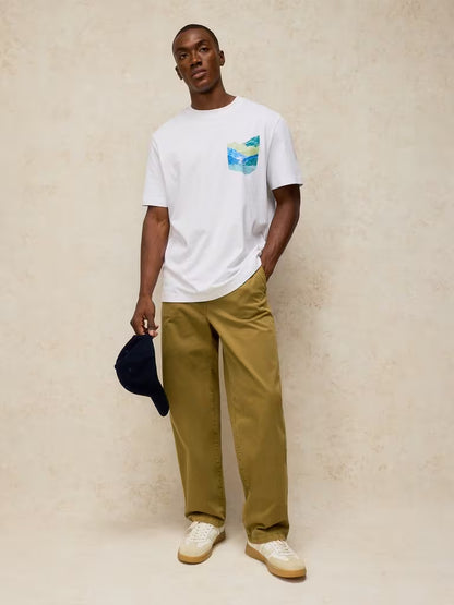 White Stuff Horsham Graphic Tee White Print. Men's Crew Neck tee with Short Sleeve that's Regular Fit and Machine Washable. Material: 100% Organic Cotton