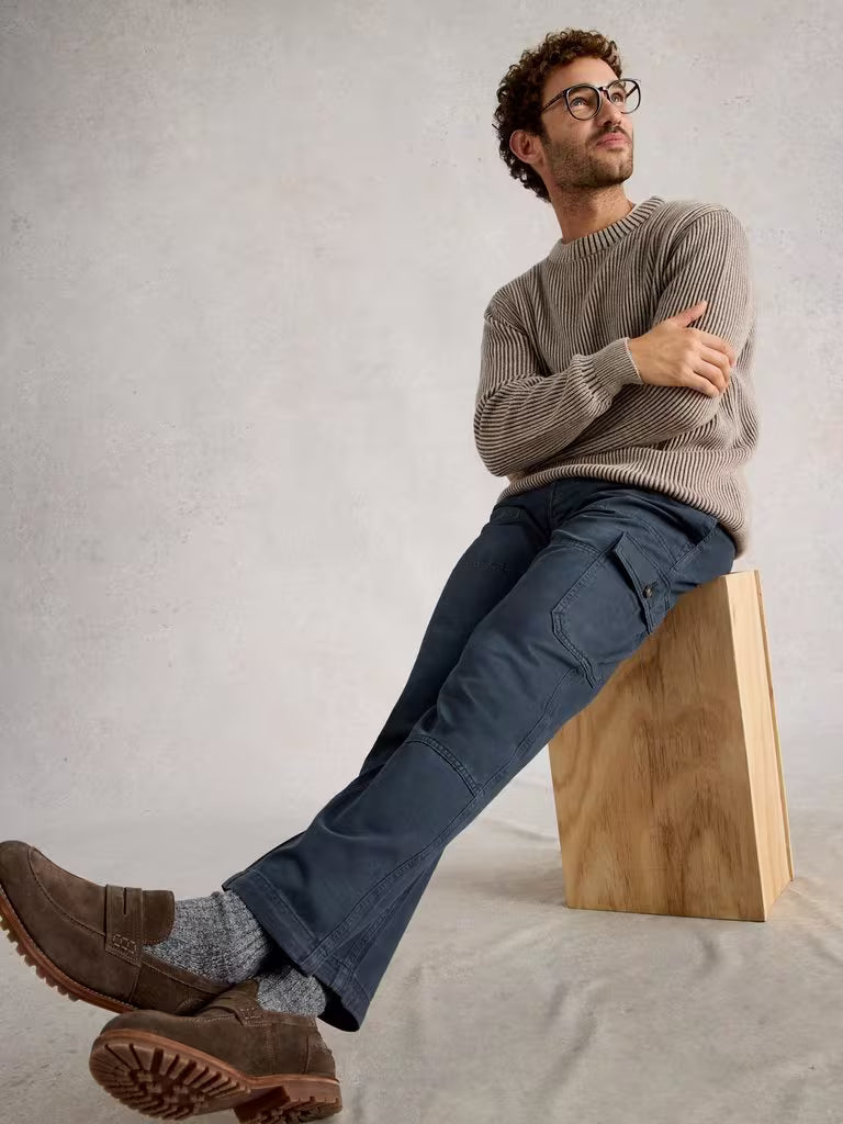 White Stuff Kemble Cargo Trousers Dark Navy. Men's Relaxed fit trousers that are Full Length and Machine Washable. Material: 100% Organic Cotton