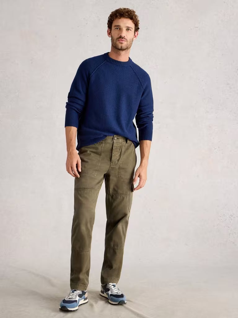 White Stuff Kemble Cargo Trousers Khaki Green. Men's Relaxed fit trousers that are Full Length and Machine Washable. Material: 100% Organic Cotton