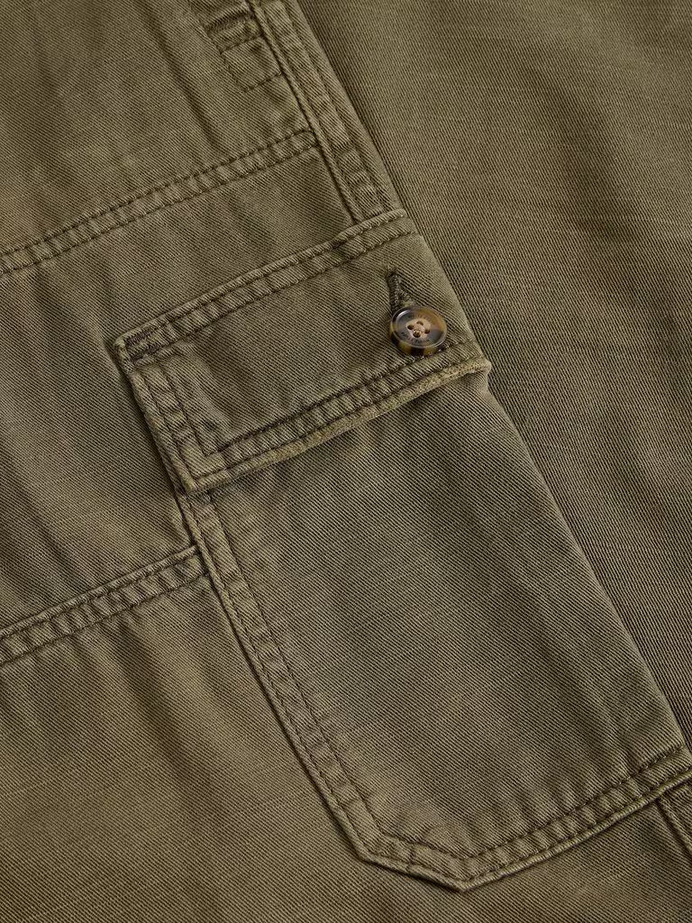 White Stuff Kemble Cargo Trousers Khaki Green. Men's Relaxed fit trousers that are Full Length and Machine Washable. Material: 100% Organic Cotton