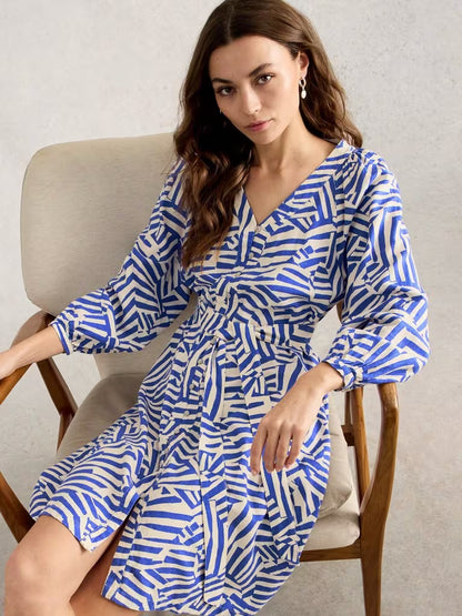 White Stuff Petra Linen Blend Dress Blue Multi womens V Neck with 3/4 Sleeve that's Classic Fit and Above Knee that should be Machine Wash 30C Colour: Blue Multi Material: 52% Linen & 48% Viscose (LENZING™ ECOVERO™) Style Code: 445263