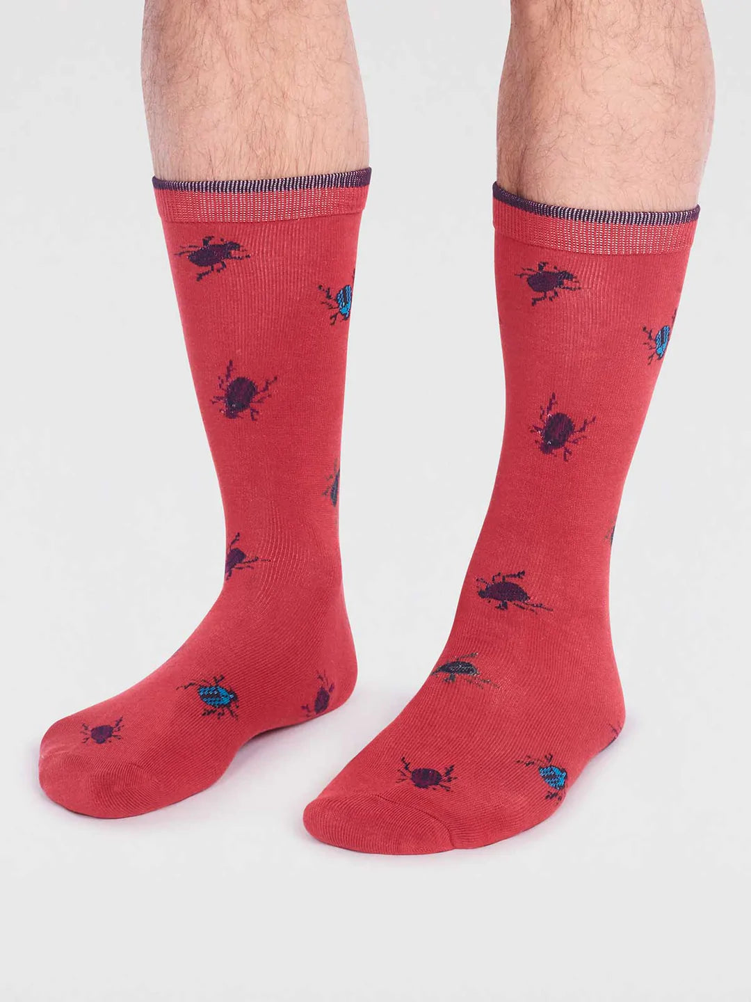 Thought Brody Bamboo Bug Socks Hibiscus Red